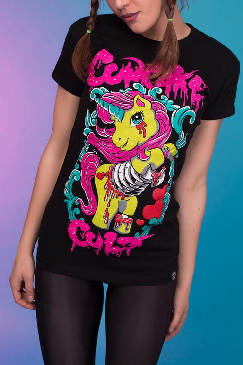 INNOCENT ZOMBIE PONY T-SHIRT