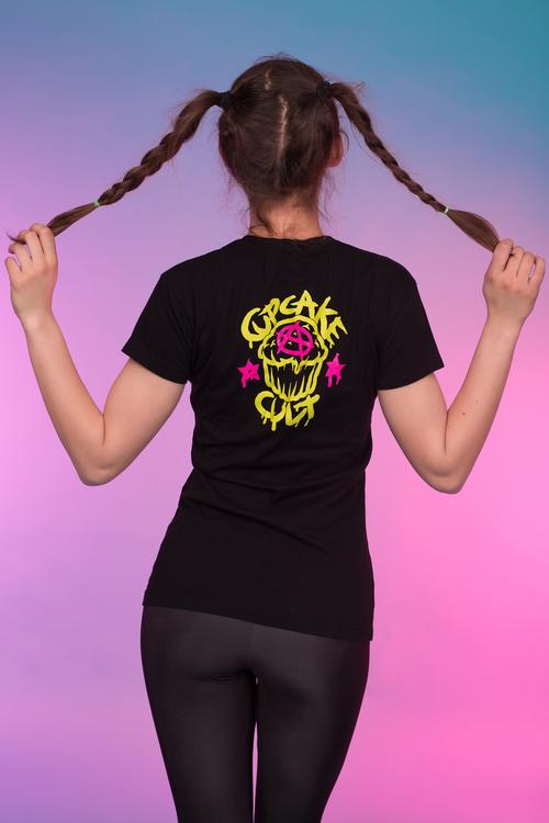 INNOCENT ZOMBIE PONY T-SHIRT
